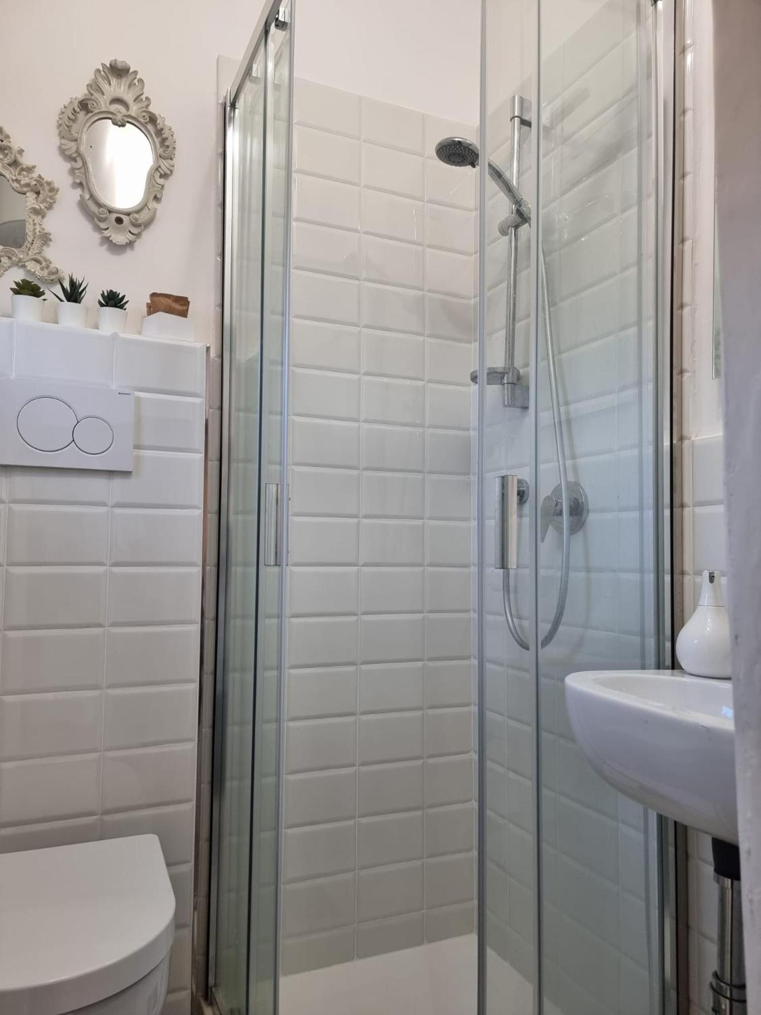 Appartement La Casina Sul Fiume à Prato  Extérieur photo
