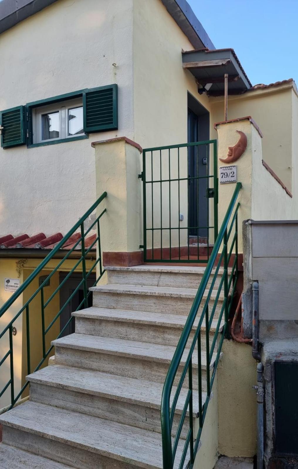 Appartement La Casina Sul Fiume à Prato  Extérieur photo